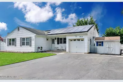 933 Lawrence Avenue, Toms River Township, NJ 08757 - Photo 1
