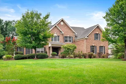 6 Sleepy Hollow Court, Allentown, NJ 08501 - Photo 1