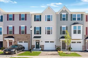 404 High Pointe Ln, Neptune Township, NJ 07753 - Photo 1