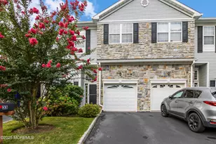 33 Chimney Ct, South Amboy, NJ 08879 - Photo 1