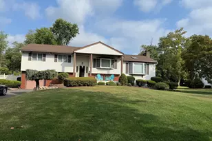 3 Sugar Maple Ave, Manalapan Township, NJ 07726 - Photo 1