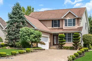 95 E Parsonage Way, Manalapan Township, NJ 07726 - Photo 1