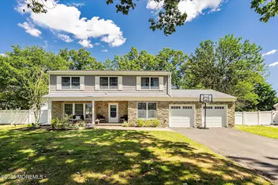 5 Yeoman Way, Manalapan Township, NJ 07726 - Photo 1