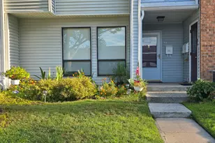 5C Twin Rivers Dr, East Windsor Township, NJ 08520 - Photo 1