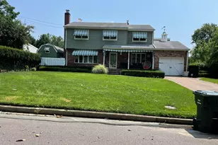241 Cliftwood Rd, Oakhurst, NJ 07755 - Photo 1