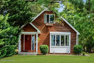 17 Woodrow St, Oakhurst, NJ 07755 - Photo 1