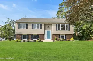 201 Pheasant Hollow Dr, Lanoka Harbor, NJ 08734 - Photo 1