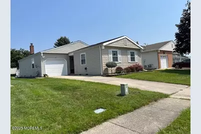 4 Augusta Court, Toms River Township, NJ 08757 - Photo 1