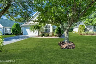 14 Wellington Ln, Lakewood, NJ 08701 - Photo 1