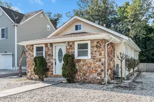 1027 2nd Ave, Belmar, NJ 07719 - Photo 1