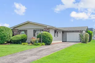 10 Kingsley Ct, Brick, NJ 08724 - Photo 1