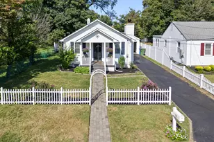 19 Villa Pl, Eatontown, NJ 07724 - Photo 1