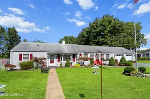 5 Bucks Ln, Marlboro Township, NJ 07746 - Photo 1