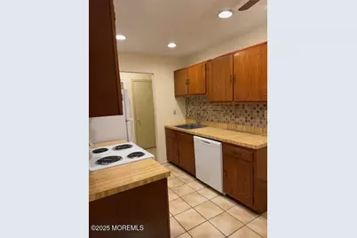 98 Arrowood Road #C, Manalapan Township, NJ 07726 - Photo 1