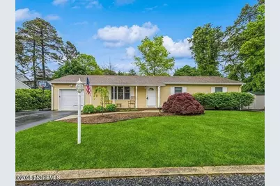 1624 10th Avenue, Toms River Township, NJ 08757 - Photo 1