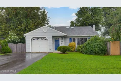 32 Dakota Avenue, North Middletown, NJ 07748 - Photo 1