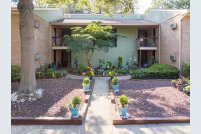 224 Medford Court #B, Manalapan Township, NJ 07726 - Photo 1