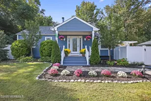 28 W Park Ave, Belford, NJ 07718 - Photo 1