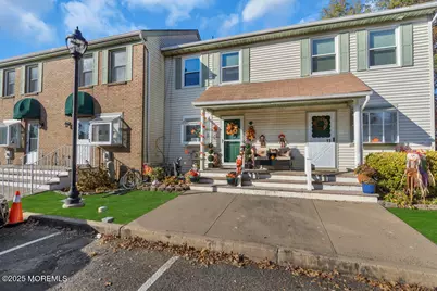 14 Gull Way, Keyport, NJ 07735 - Photo 1