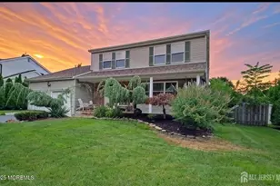 4 Davids Ln, Howell Township, NJ 07731 - Photo 1