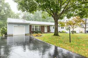 822 Lexington Dr, Brick, NJ 08724 - Photo 1