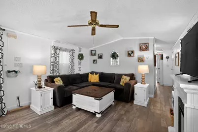 4 South Drive, East Windsor Township, NJ 08520 - Photo 14