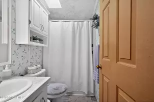 4 South Dr, East Windsor Township, NJ 08520 - Photo 18