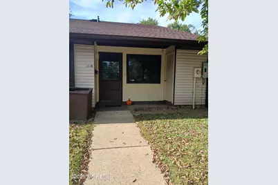 176 Amberly Drive #D, Manalapan Township, NJ 07726 - Photo 1