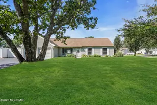 912 New Jersey Ave, Toms River Township, NJ 08753 - Photo 1