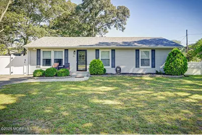 412 Chestnut Drive, Lanoka Harbor, NJ 08734 - Photo 1