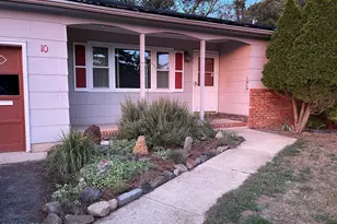 10 Woodbury Ct, Toms River Township, NJ 08757 - Photo 1