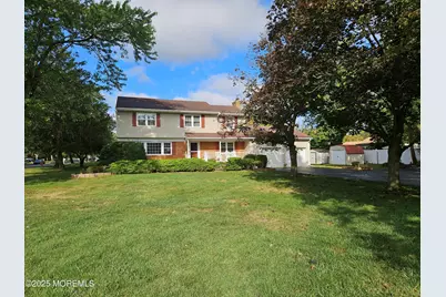 725 Palmer Avenue, Holmdel, NJ 07733 - Photo 1