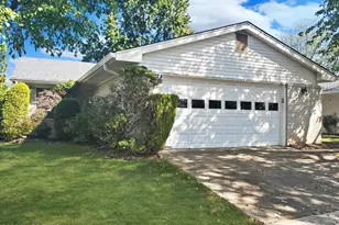 742 Pompton Rd, Monroe Township, NJ 08831 - Photo 1