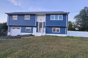 39 Oak Terrace, Howell Township, NJ 07731 - Photo 1