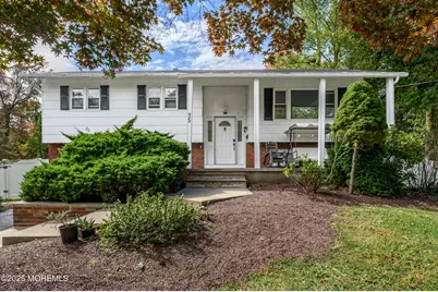 25 Highland Drive, Manalapan Township, NJ 07726 - Photo 1