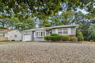 37 Brookfield Ct, Toms River Township, NJ 08757 - Photo 1