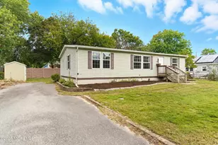 208 Longboat Ave, Beachwood, NJ 08722 - Photo 1