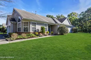 17 Rosewood Dr, Lakewood, NJ 08701 - Photo 1