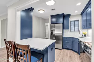 22 Claremont Ct, Red Bank, NJ 07701 - Photo 1