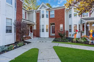 31 Lexington Ct, Holmdel, NJ 07733 - Photo 1