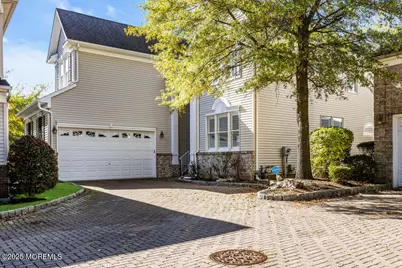 4 Isabella Court, Atlantic Highlands, NJ 07716 - Photo 1