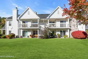 9 Des Moines Ct, Tinton Falls, NJ 07712 - Photo 1