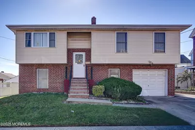 389 Jeffries Street, Perth Amboy, NJ 08862 - Photo 1