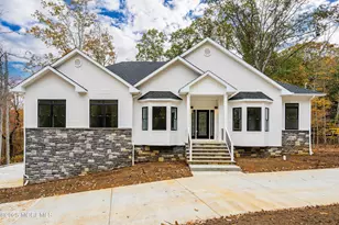 34 Mill Rd, Manalapan Township, NJ 07726 - Photo 1