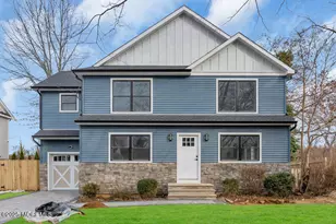 124 Robinson Pl, Shrewsbury, NJ 07702 - Photo 1
