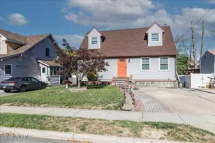 20 N Gateway, Toms River Township, NJ 08753 - Photo 1