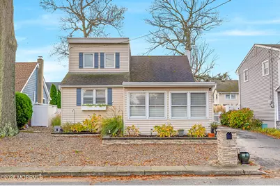 528 Delaware Avenue, Point Pleasant, NJ 08742 - Photo 1