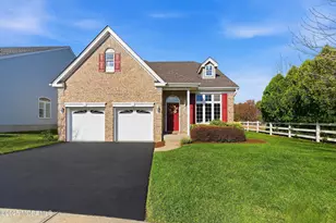 10 Salem Ct, Barnegat, NJ 08005 - Photo 1