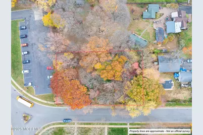 4 Sutton Place, Matawan, NJ 07747 - Photo 1