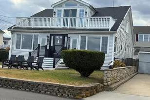 238 Shoreland Cir, Laurence Harbor, NJ 08879 - Photo 1